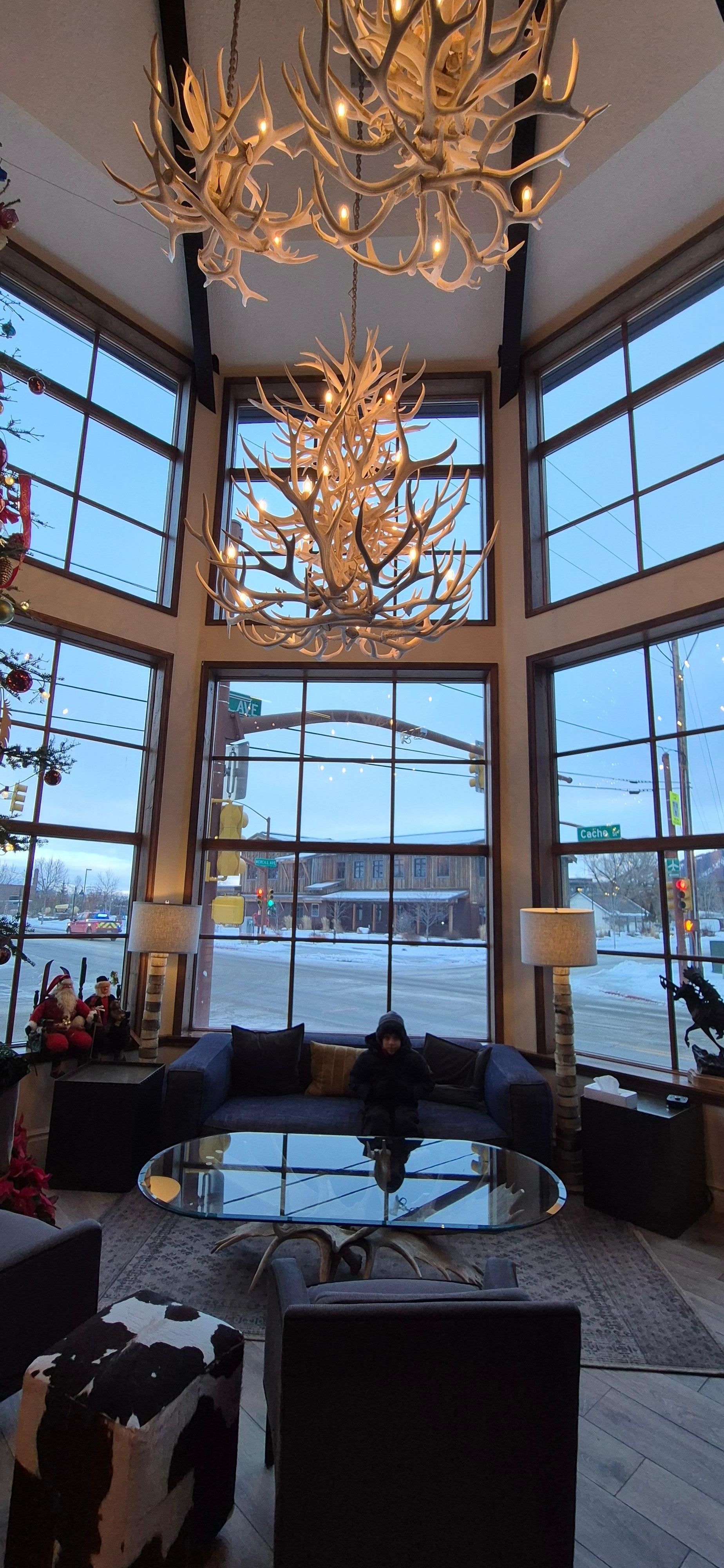 Un recibidor muy acogedor, la foto no le ayuda, porque en vivo se ve mucho mejor.