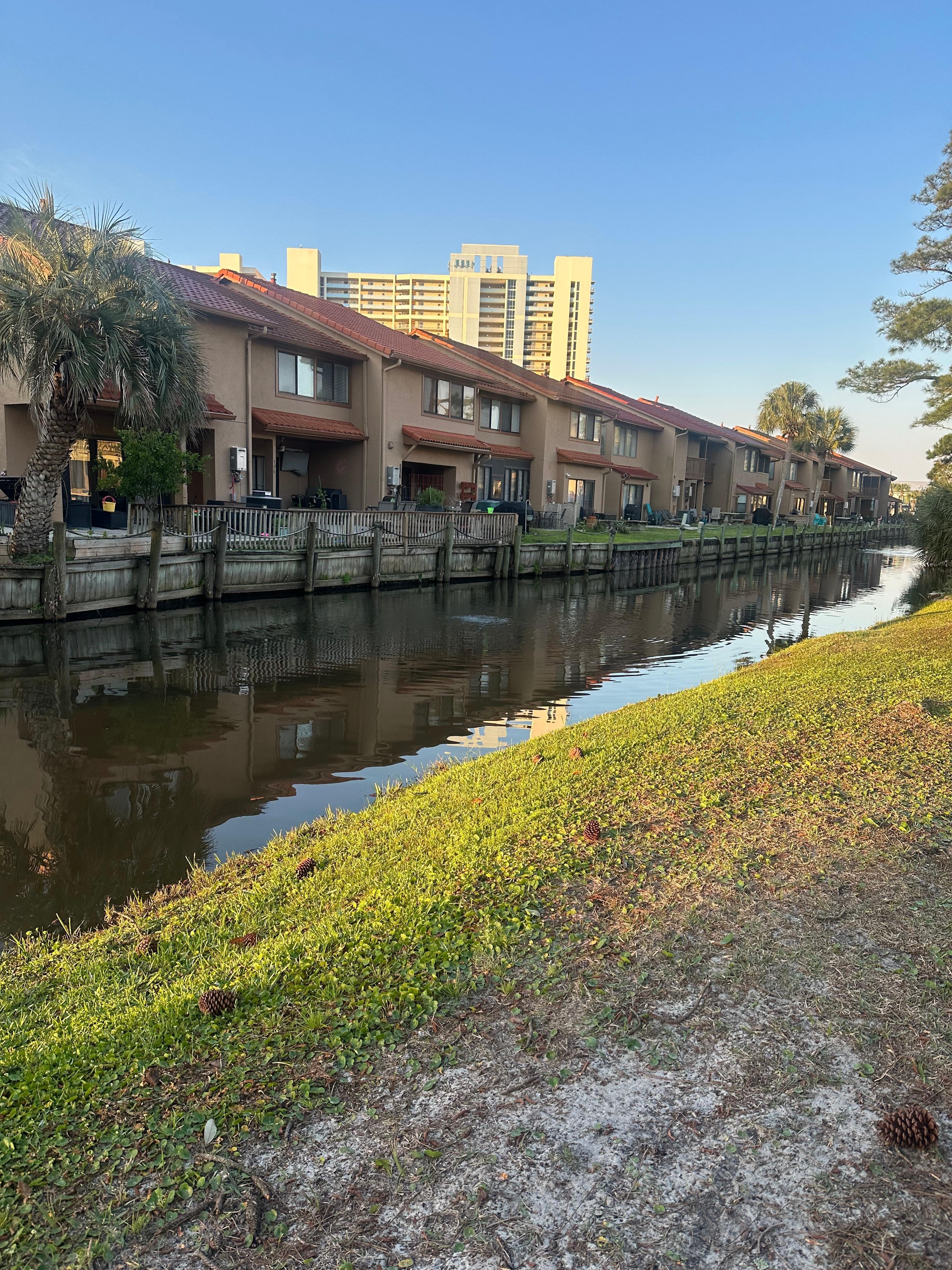 Looking at the canal on the backside of the townhouse 