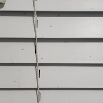 Dirty blinds