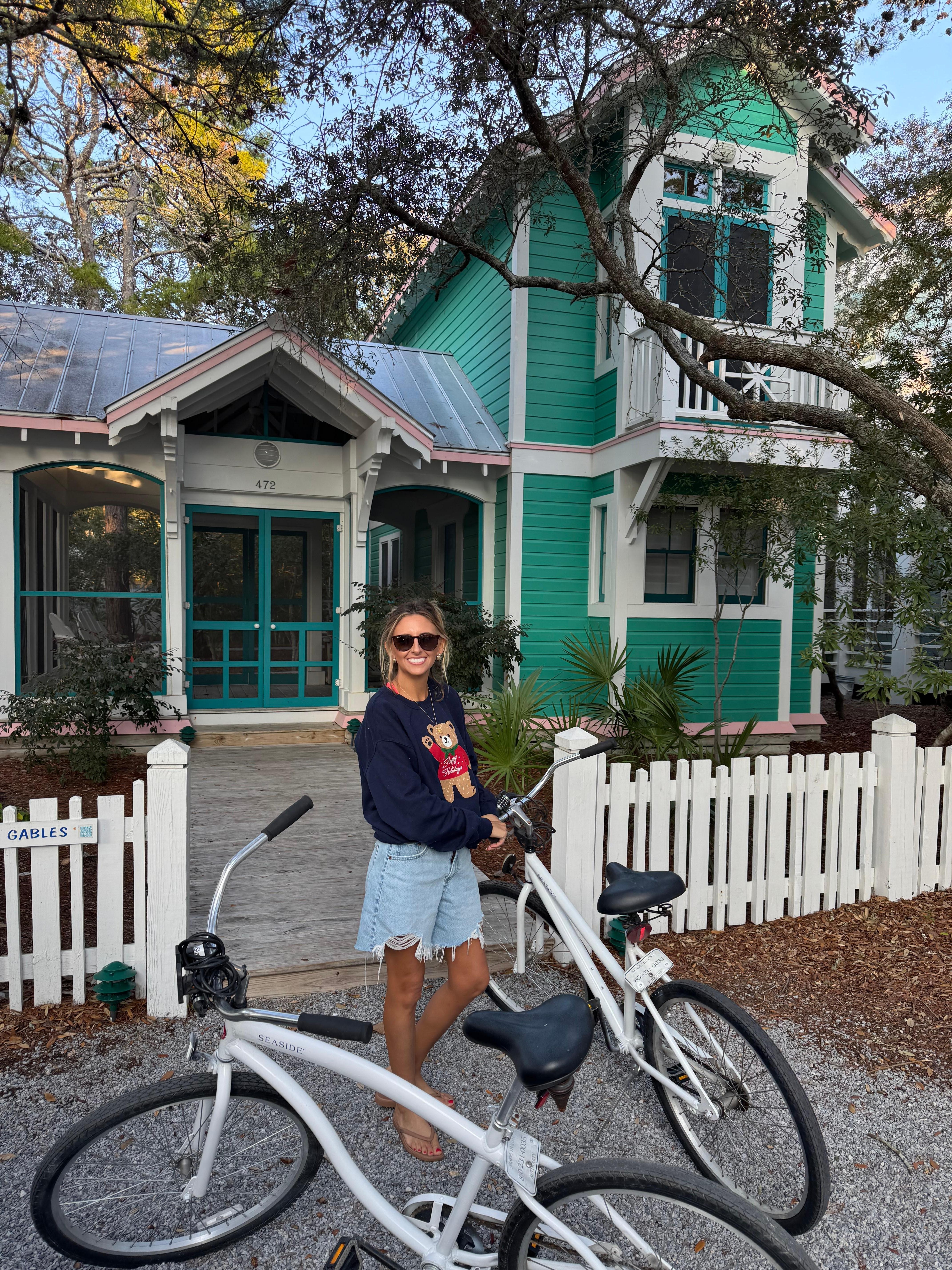 The complementary bikes were perfect for daily rides and it has the perfect front porch for sipping coffee