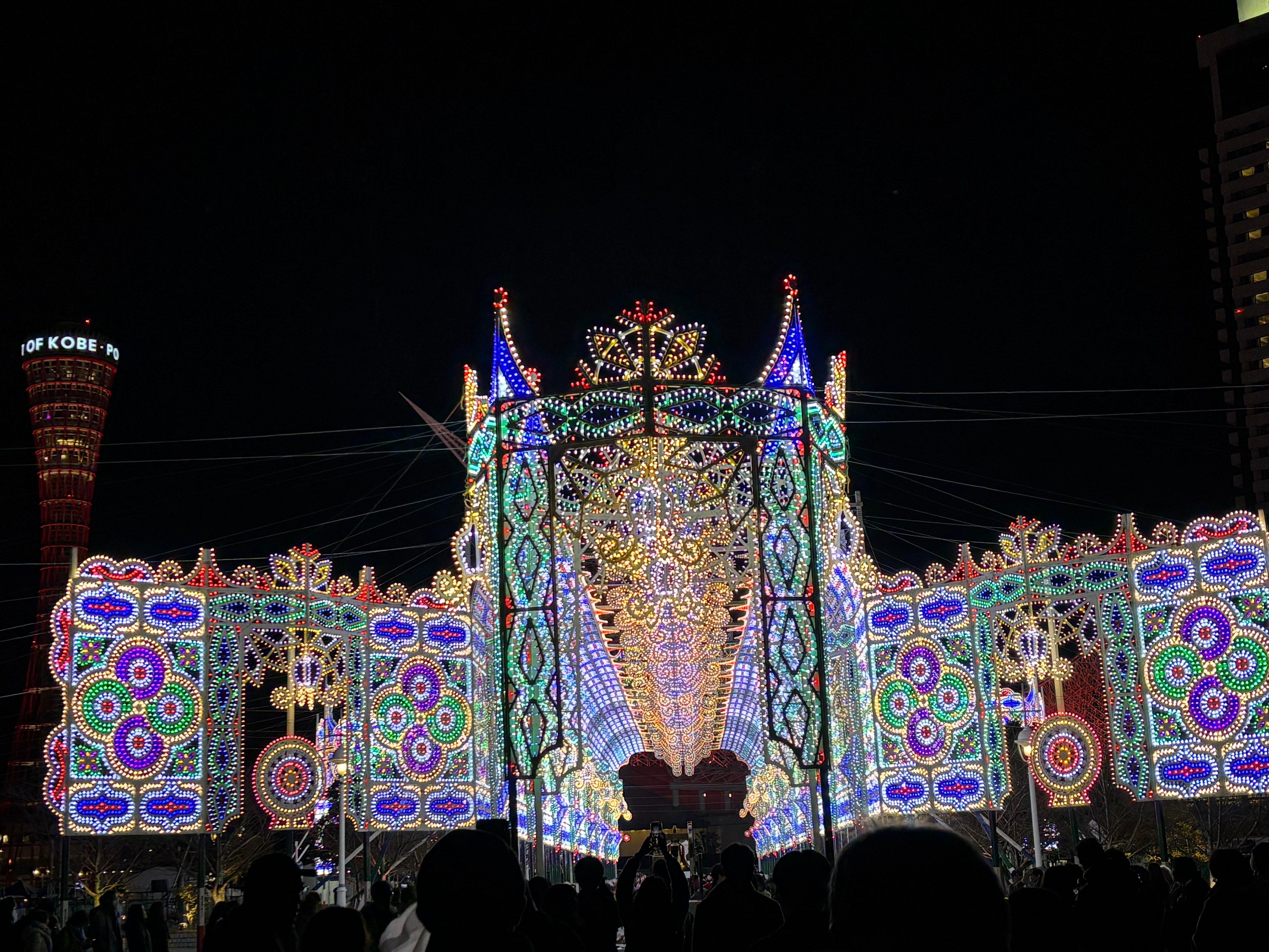 ウエスト側部屋から観る観覧車