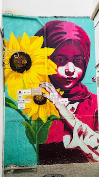 Street art on the way to their entrance