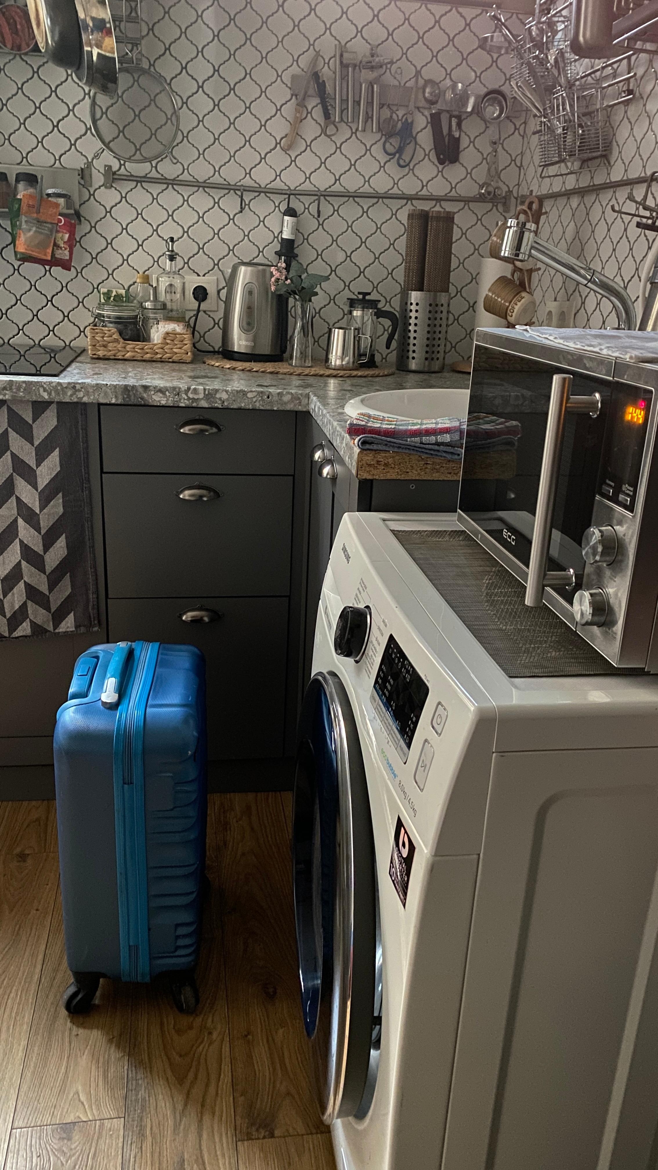 Die Küche ist gut ausgestattet, auch ein Toaster ist dabei. 