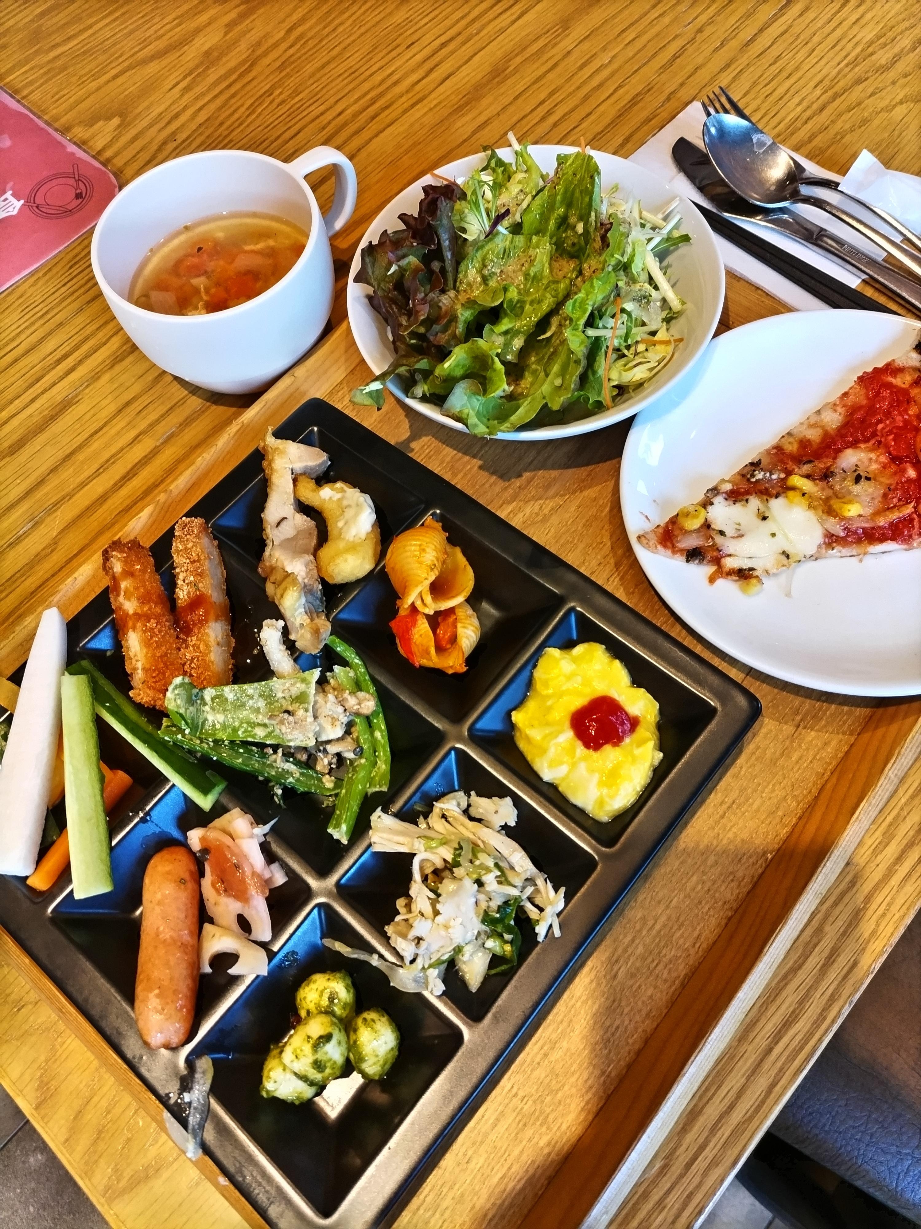 朝食ビュッフェ