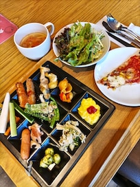 朝食ビュッフェ