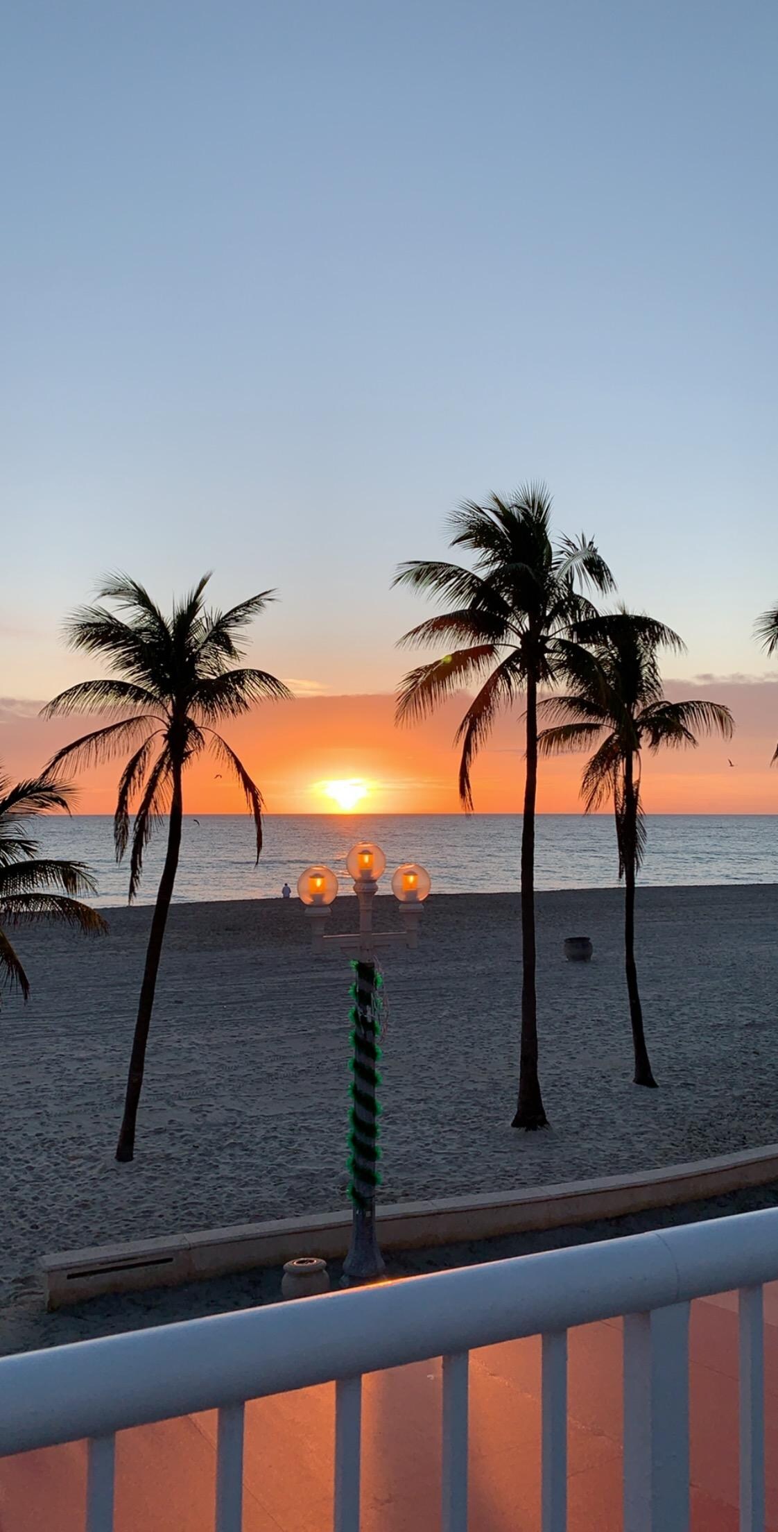 Soloppgang fra verandaen