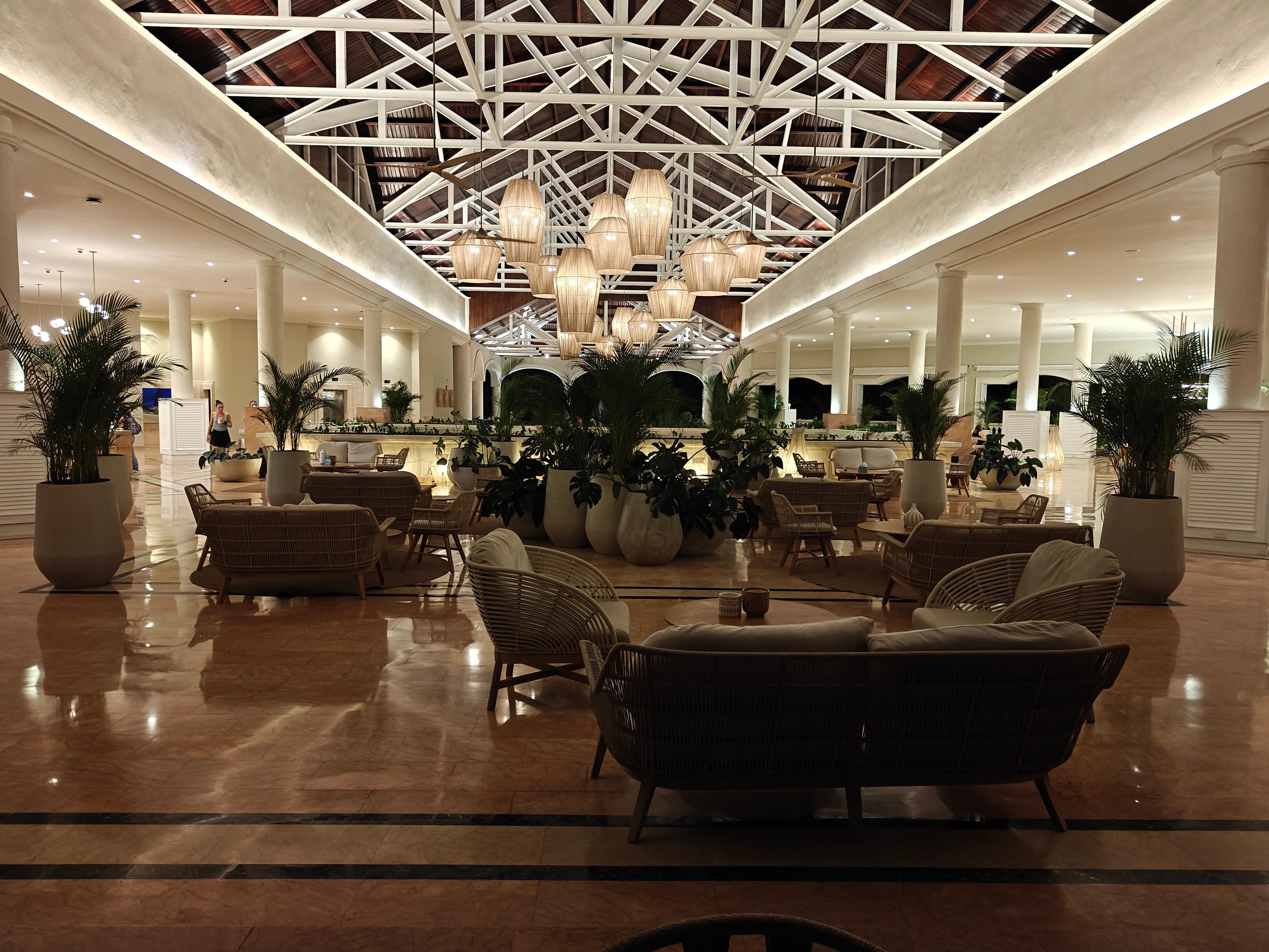 Lobby 2nd floor
