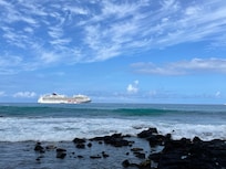 Cruise ship on a Wednesday in June 2025, off the Kona shore.