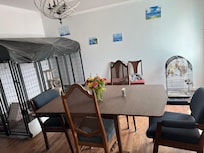 Dining/kitchen