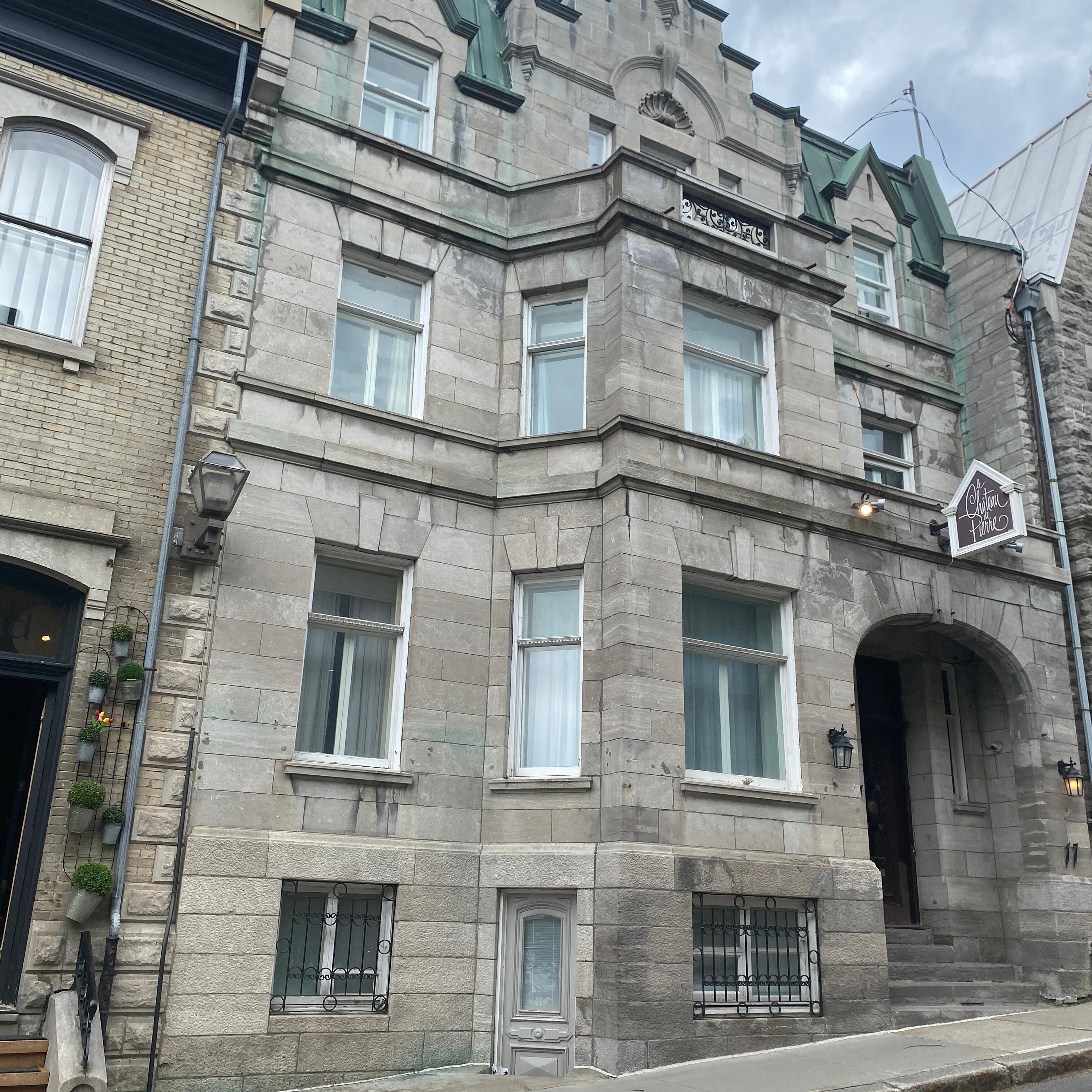 Façade de l’hôtel 