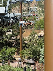 Cheyenne Mountain Zoo
