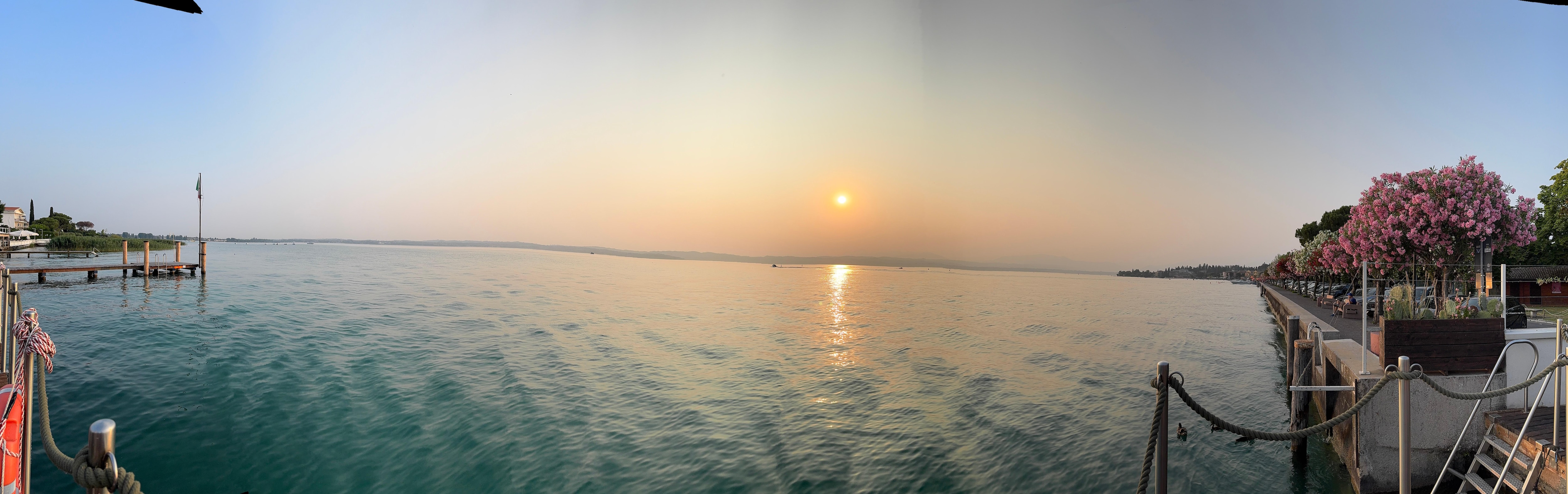 Pano view of lake from jetty