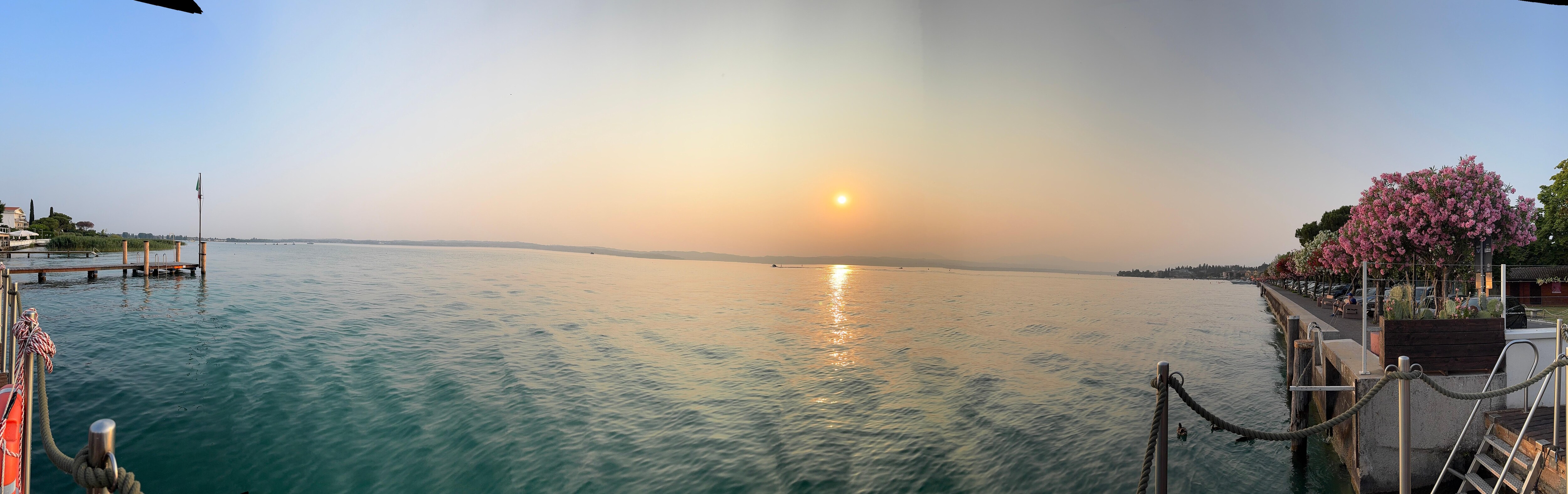 Pano view of lake from jetty
