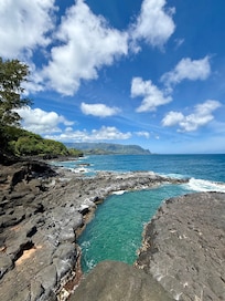 Queen’s Bath (walkable)