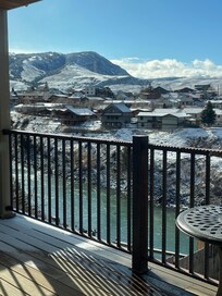 Great view of Gardiner from the deck!