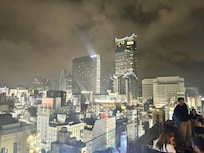 Rooftop Bar!