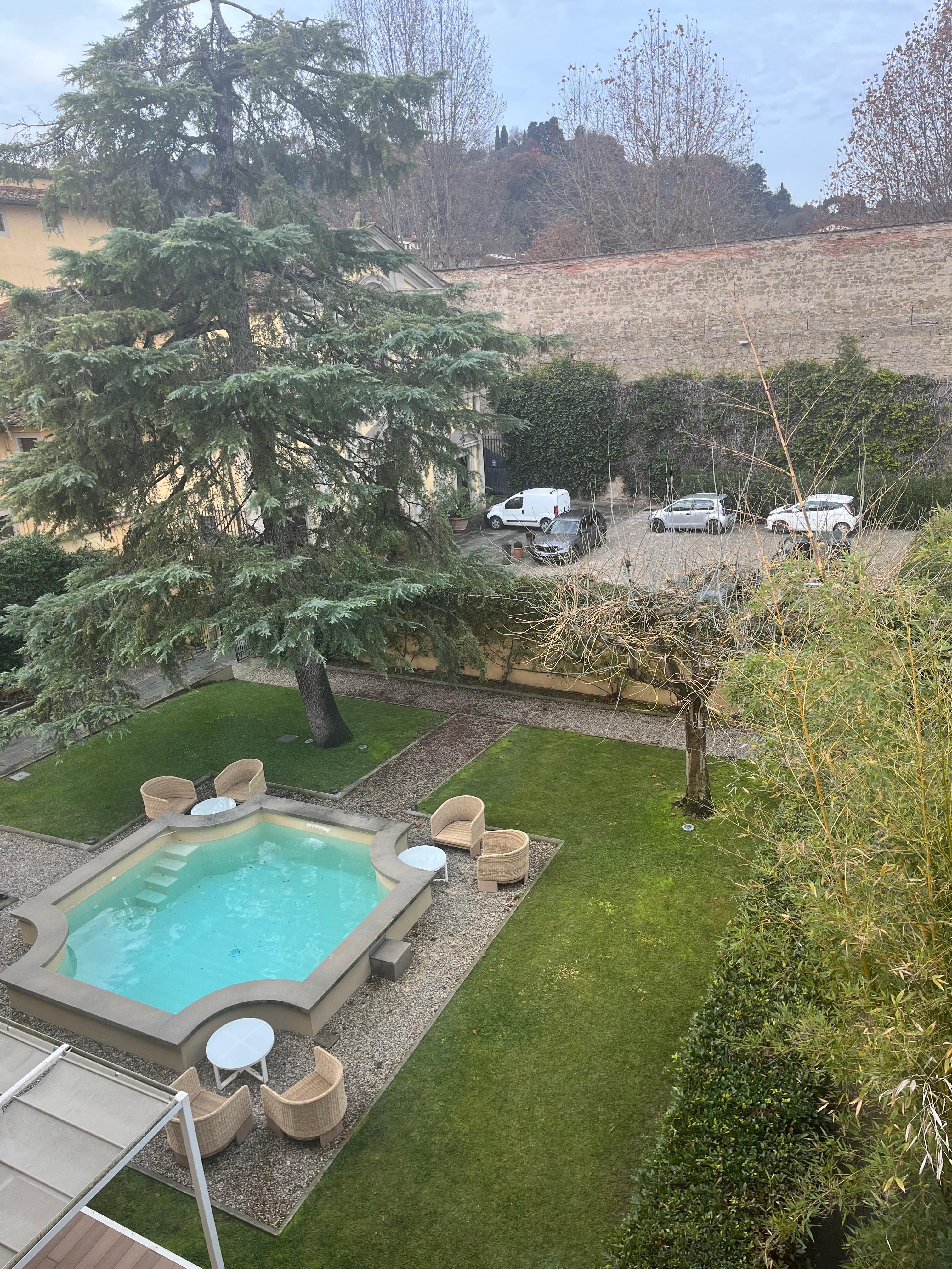 The front of the hotel from the window.