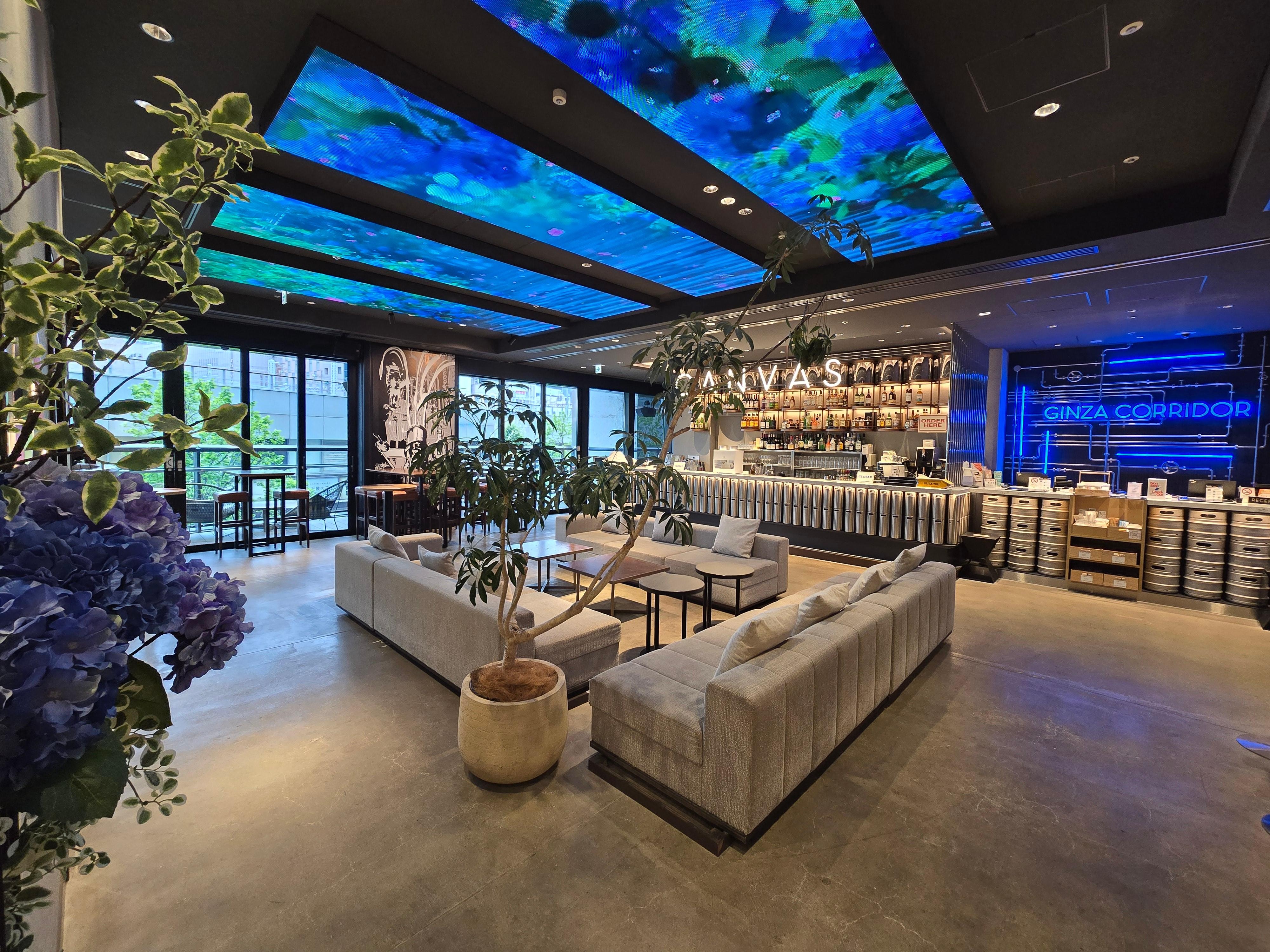 Lobby reception and bar.
