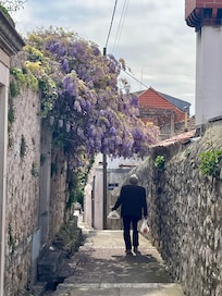 Rua de entrada para o apartamento