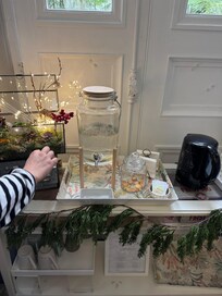 Complimentary tea is offered in the lobby