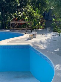PISCINA INTERDITADA