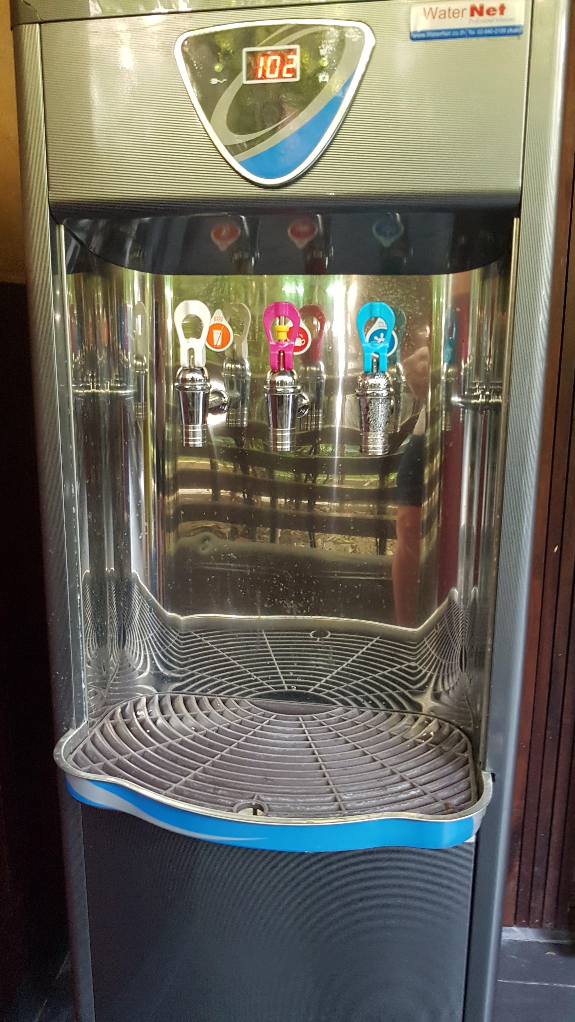 Jeg likte godt denne vann-dispenseren.