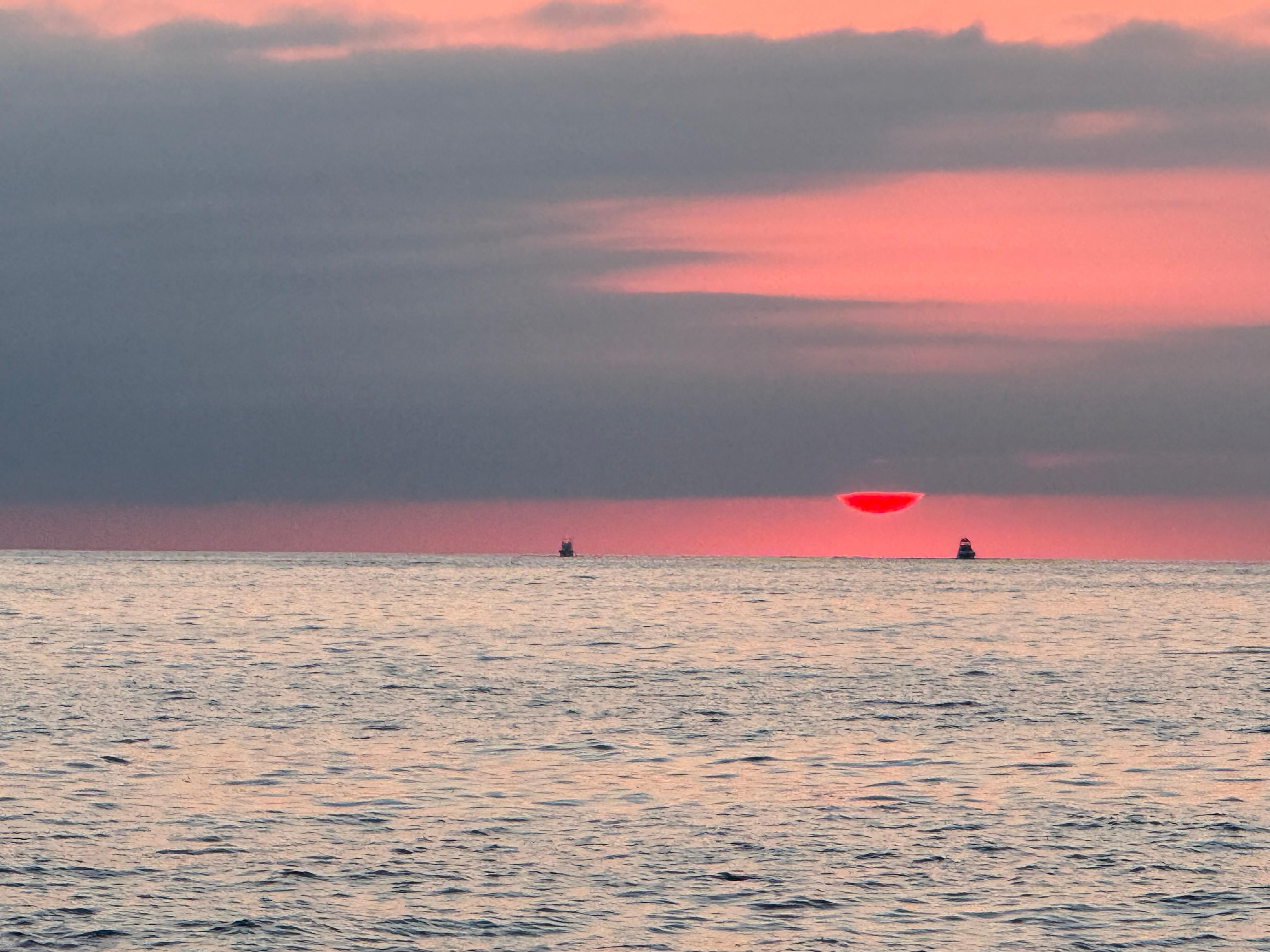 atardecer rn la
playa del hotel