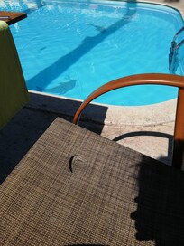 Piscine :dechetterie du restaurant