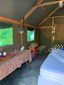 L intérieur de la tente