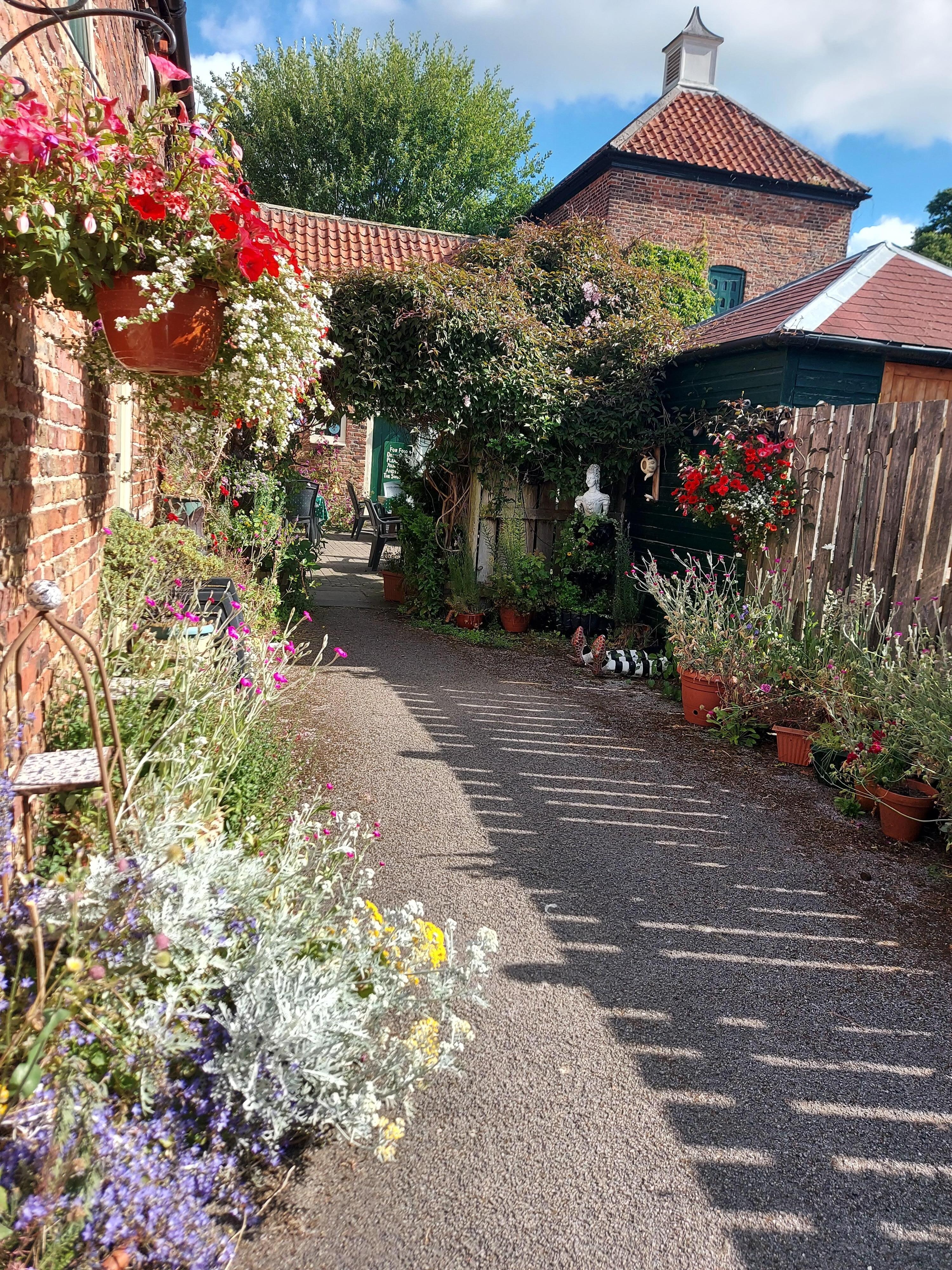 Entrance to courtyard 