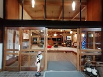 玄関(外から)
Entrance view from outside