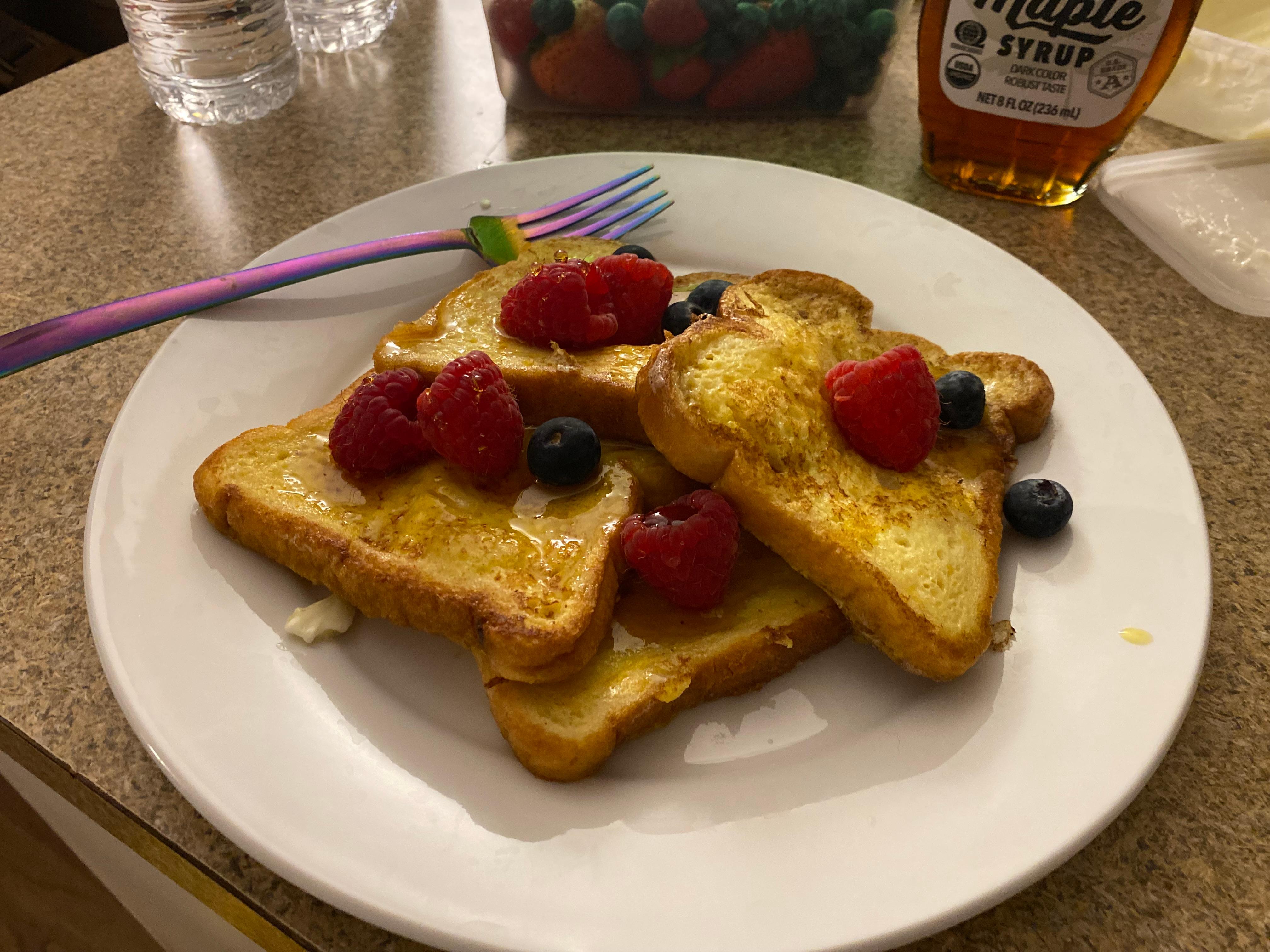 French toast made in the room with the kitchenette. The fruit was from the local farmers market the day before.