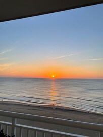 Lever du soleil vue du balcon