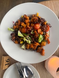 Roasted butternut squash salad