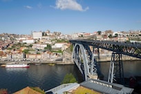 PORTO vue du pont Dom Luiz I depuis la rive gauche, Vila Nova de Gaia
