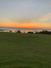 夕日がとても綺麗でロケーションが最高。