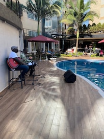 Great entertainment by Urbansoul
