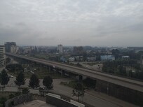 Vista da cidade de Addis Abeba desde a varanda do quarto.