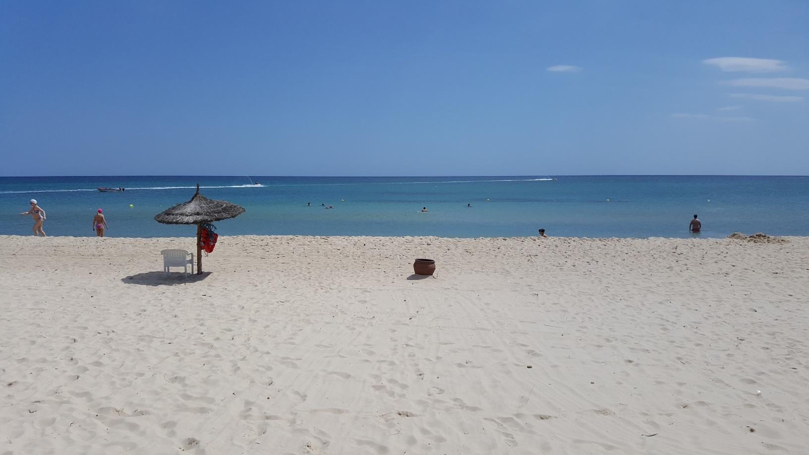 une très Belle Plage de sable blanc ...
