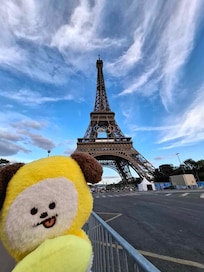 I used Metro to see and visit Eiffel Tower with my Chimmy