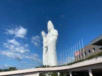 駐車場からの観音様