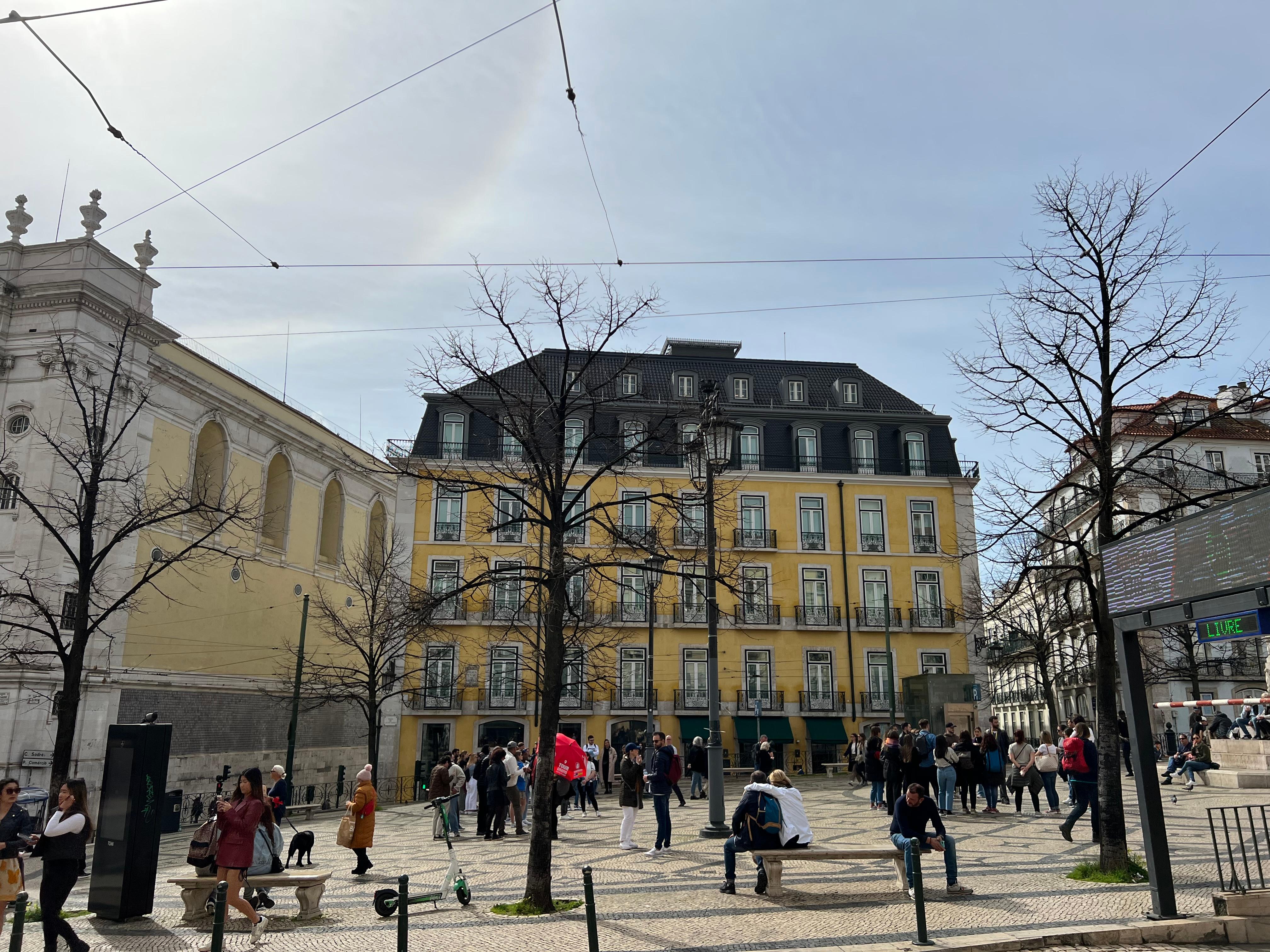 Hotel mit Plaça Luis de Camões