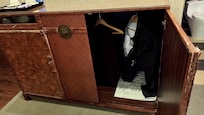 衣櫃太矮,不方便掛衣服