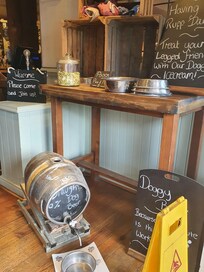 Dog friendly pamper station