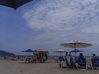 Serviço de praia - guarda sol, cadeiras, atendimento ótimos