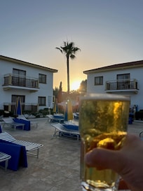 Nice sunset to restaurant.