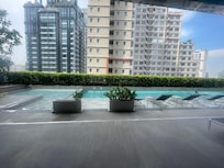 Small but nice outdoor swimming pool