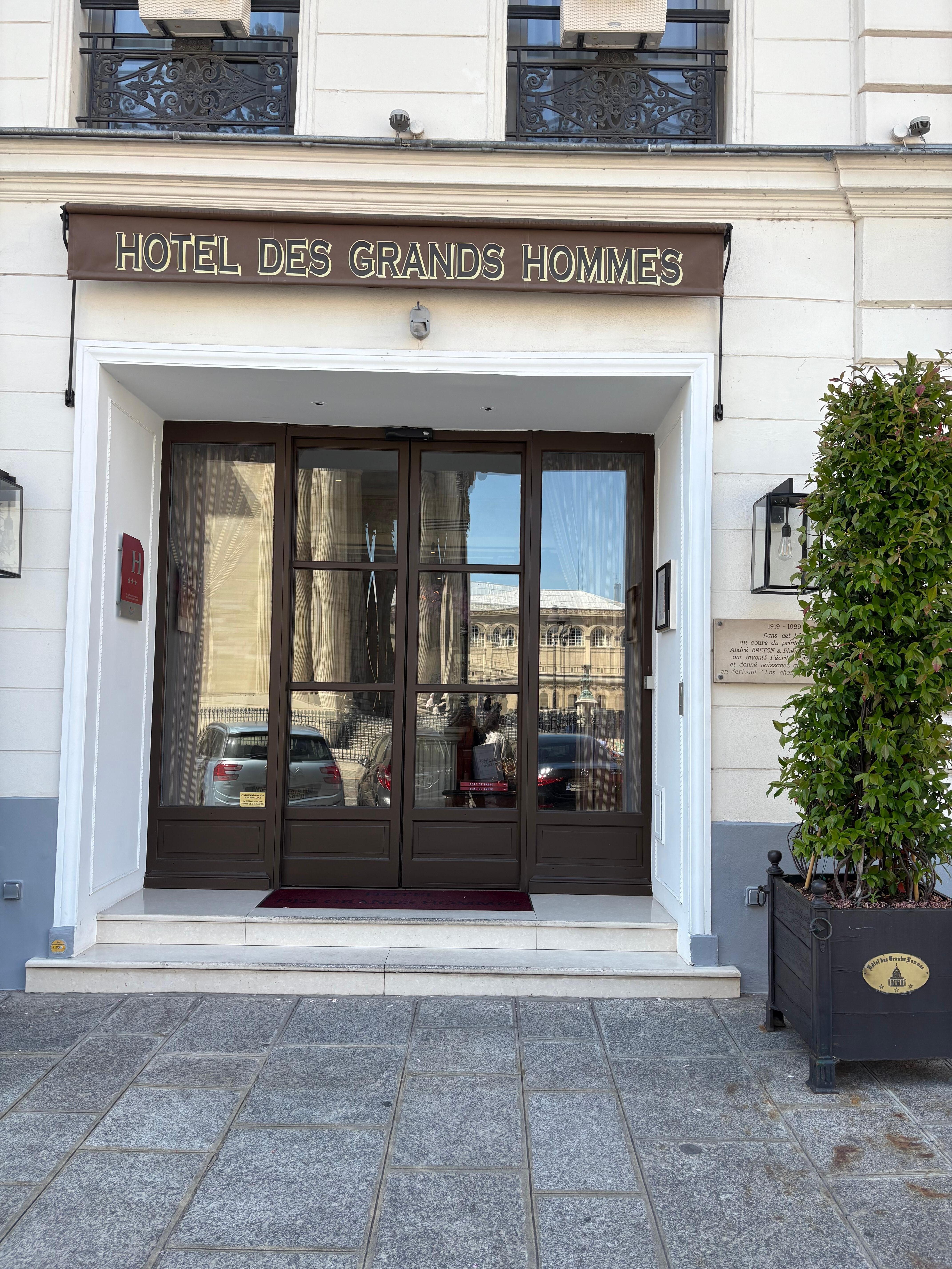 Entrance to hotel