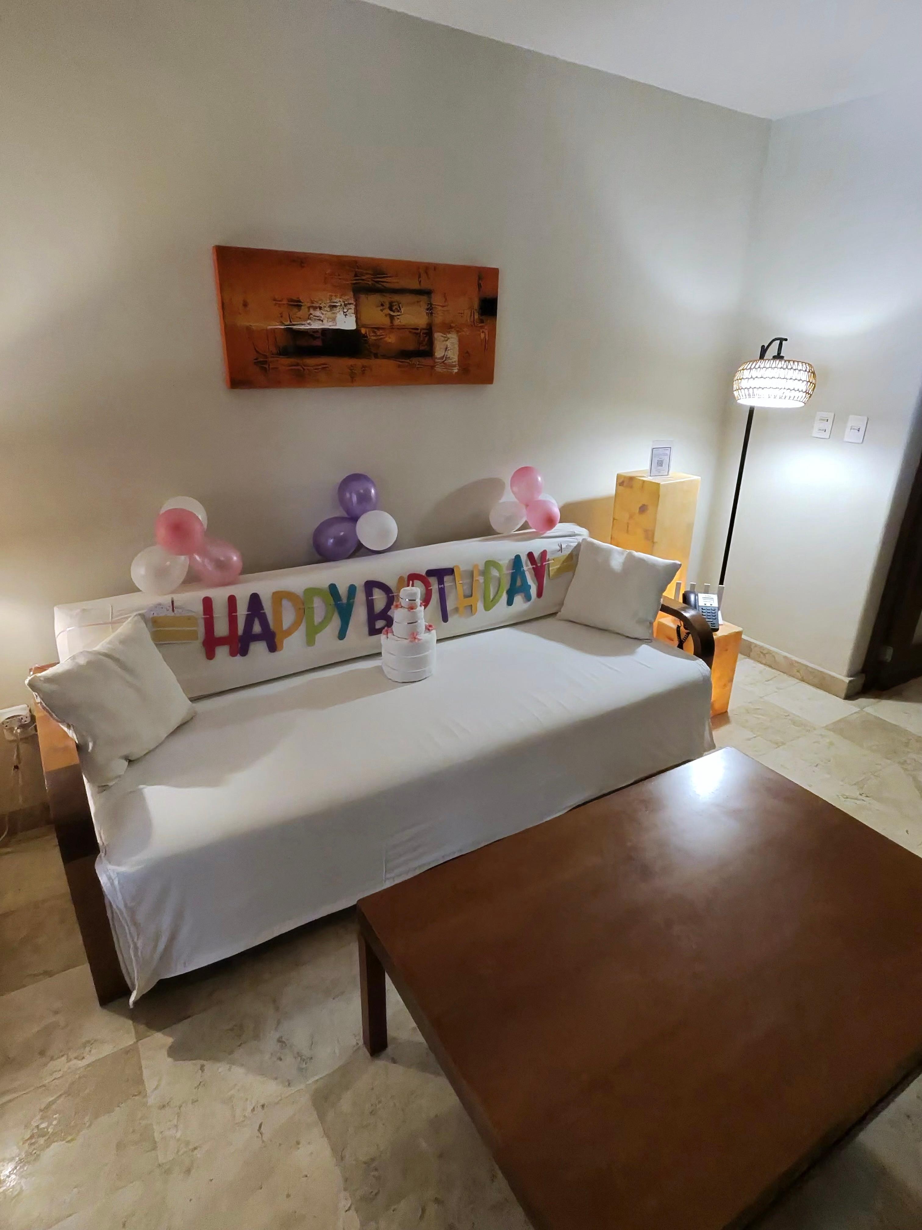 They set the room up perfectly for my daughters birthday 