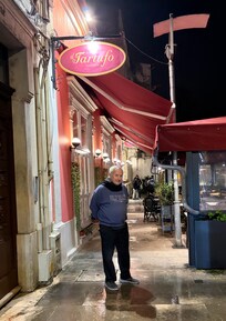 This was a very good Italian restaurant. The lady was making homemade gnocchi and we enjoyed them.